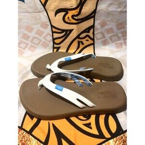 Flojos Women’s Flip‑Flop Sandals • Size 7 • White Strap • New Without Tags
